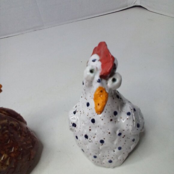 Handmade Ceramic Chicken Rooster Decor 4" Whimsical Big Eyes Lot 2 Countrycore - Picture 7 of 12